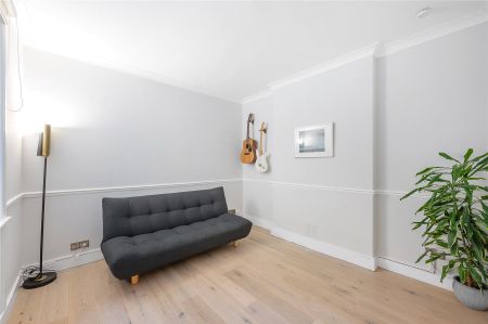 Nevern Square, London, SW5 flat to rent - Photo 4