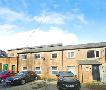 4 bedroom flat to rent - Photo 1