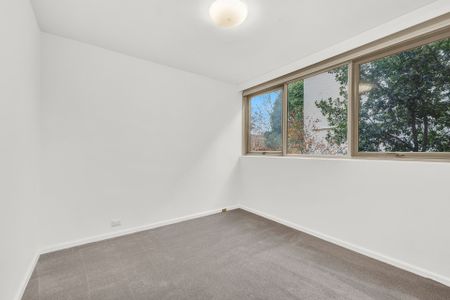 Stylish apartment with private courtyard - Photo 5