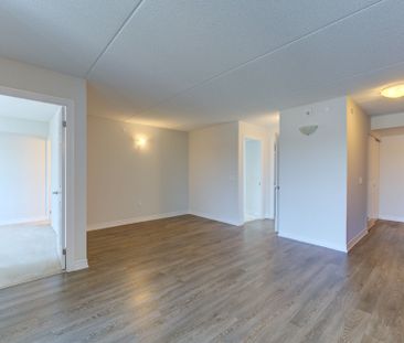 For Lease - 716 Main Street, Milton, Ontario - Photo 1