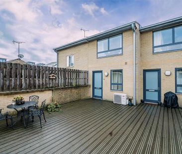 3 bedroom apartment to rent - Photo 4