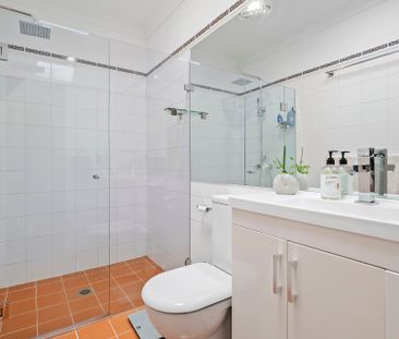 Unit 2/10 Jarocin Avenue, Glebe. - Photo 1