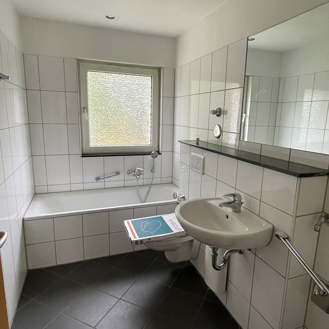 Demnächst frei! 3-Zimmer-Wohnung in Duisburg Huckingen - Photo 1