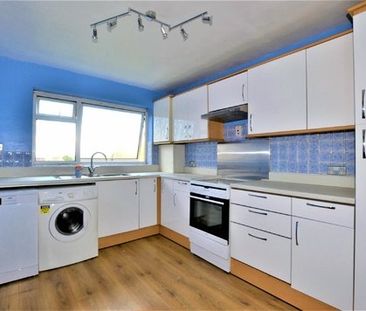 Harcourt Road, Wallington, SM6 - Photo 3