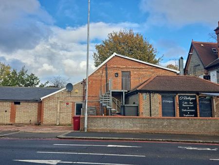 2 bedroom flat to rent - Photo 2