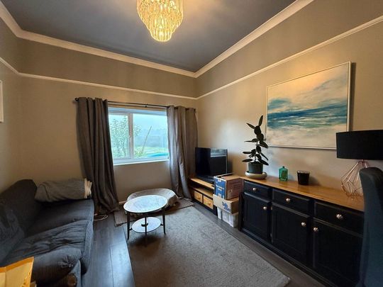 2 bedroom ground floor flat to rent - Photo 1