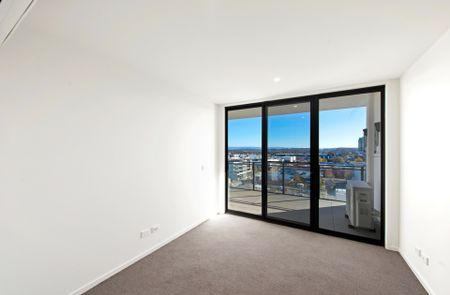 Uptown Living - Photo 2