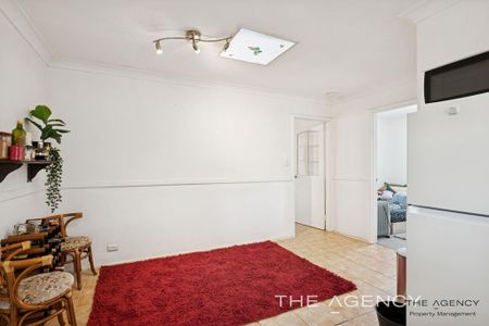 Fresh to Market – Spacious Corner-Block Home in Camillo - Photo 2