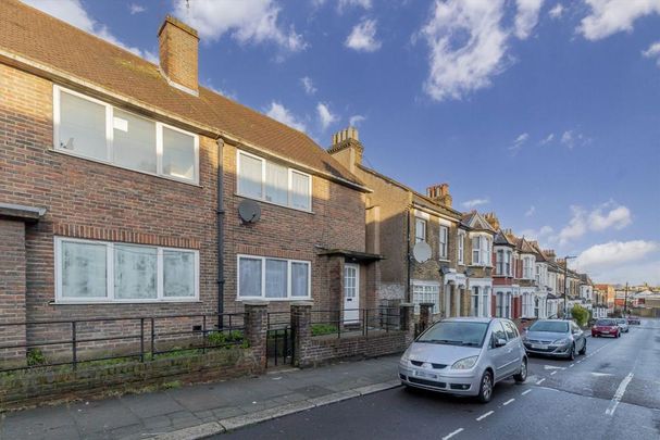 3 bedroom house to rent - Photo 1