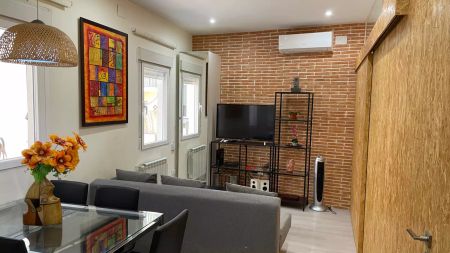 2-bedroom apartment for rent in Argüelles, all bills included - Foto 3