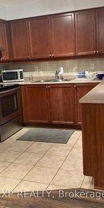 Burnhamthorpe & Duke Of York Fully Furnished 3Bdrm +Den Utilities In - Photo 3