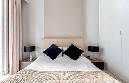 Warszawa, Wola, Wola Mirów, Grzybowska - Фото 4