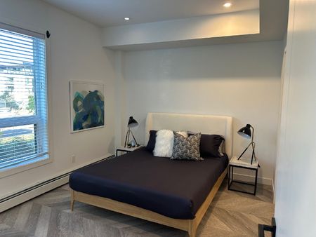 111,4275 Norford Avenue NW - 1 - Photo 2