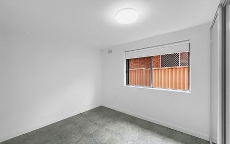 Fully Renovated Family Home! - Photo 2