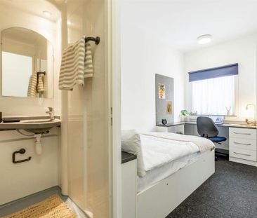 Studio to rent - Photo 6