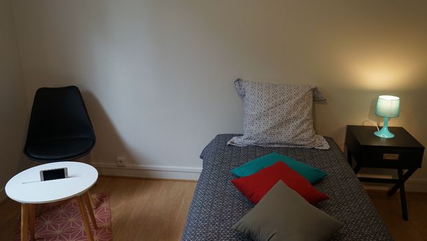 1 CHAMBRE MEUBLEE EN COLOCATION RENNES QUARTIER SAINTE THERESE - Photo 1