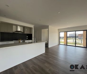 “Double story delight with the View!!” - Photo 6