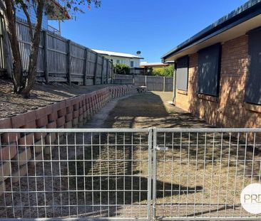 3-Bedroom House with Spacious Yard - Photo 5