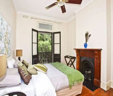 Fully furnished Terrace with 2 bed rooms plus study, courtyard and ... - Photo 5