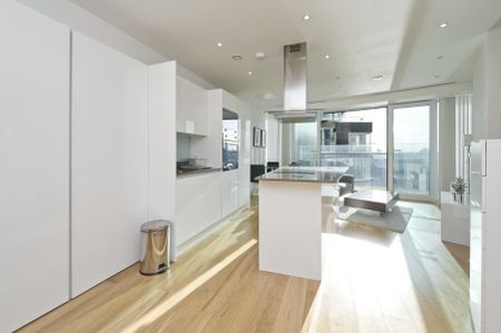 Arena Tower, Crossharbour Plaza, London E14 - Photo 5