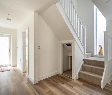 4 bedroom detached house to rent - Photo 6