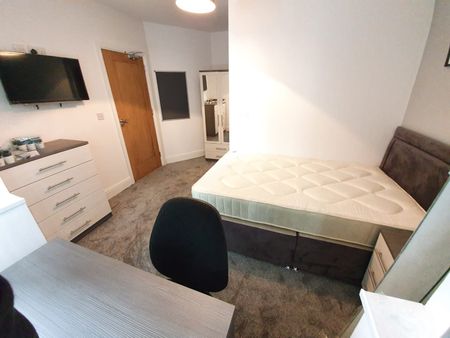 62 Oak Tree Lane Selly Oak - Photo 2