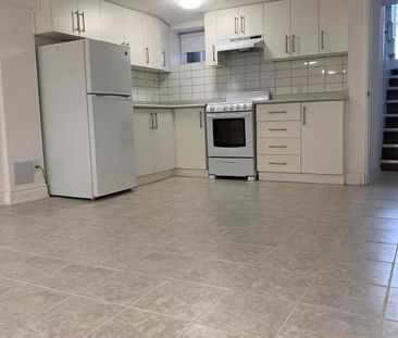 For Lease - 6 Rusholme Park Crescent Unit# Lower, Toronto, Ontario - Photo 1