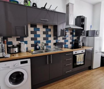 1 bedroom flat to rent - Photo 6