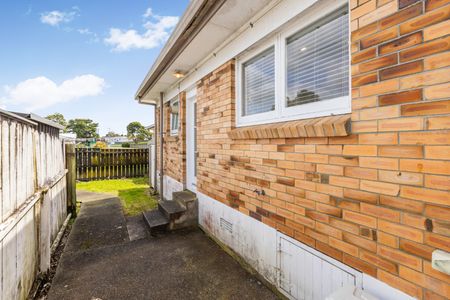 2/8 James Road Manurewa - Photo 2