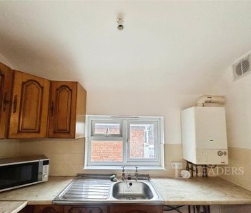 2 bedroom flat to rent - Photo 6