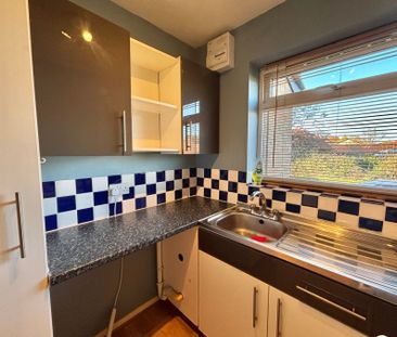 Woodrush Close, Taunton - Photo 5