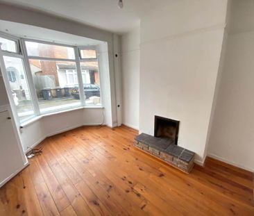 9 Clarendon Avenue, Bloomfield, Belfast, BT5 5JT - Photo 1