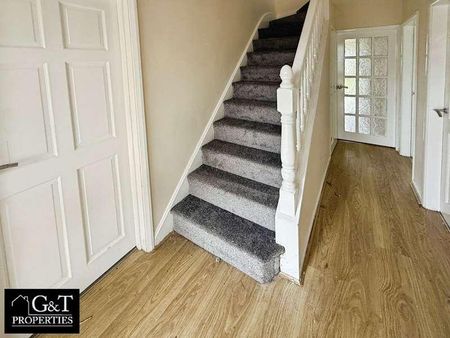 Drew Crescent, Stourbridge, DY9 - Photo 2