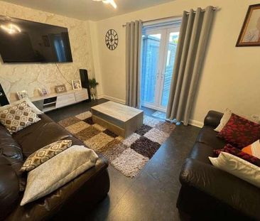 Melrose Gardens, Blackpool, FY4 - Photo 1