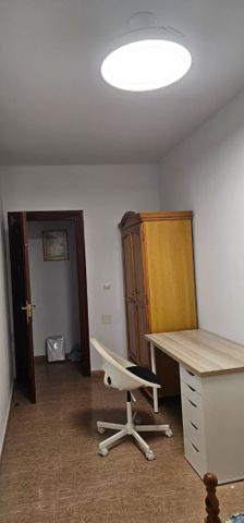 Casa o chalet de alquiler en Centro - Photo 2