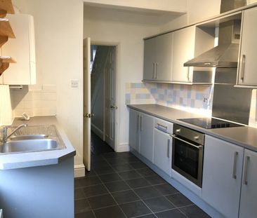 Room in a Shared House, Bartletts Road, BS3 - Photo 3