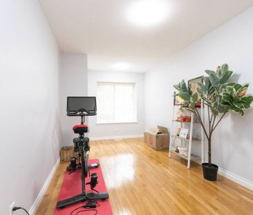 20660 91A Avenue, Langley (Upper) - Photo 1