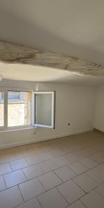 Location Appartement 3 pièces 47m² RIANS 83560 - Photo 3