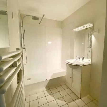 Appartement à louer 2 pièces 47m² - Photo 4