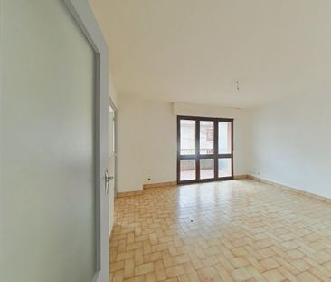 Location Appartement 2 pièces 37m² ROMANS SUR ISERE 26100 - Photo 1