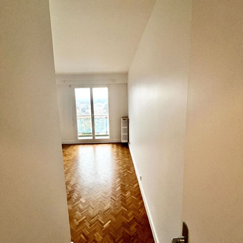 Location Appartement 2 pièces 56m² - Photo 1