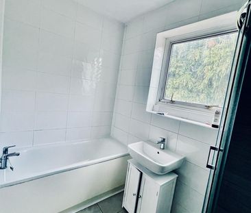 Room in a Shared House, Norbury Crescent, SW16 - Photo 6