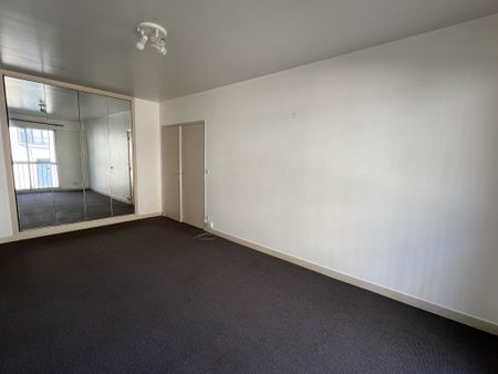 Location Appartement 2 pièces 47m² POITIERS 86000 - Photo 2