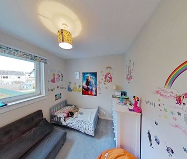 2 bedroom semi-detached house to rent - Photo 5