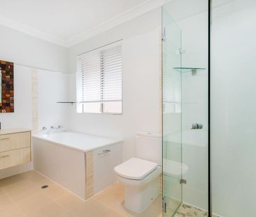 Immaculate Apartment with Timber Floors - Photo 4