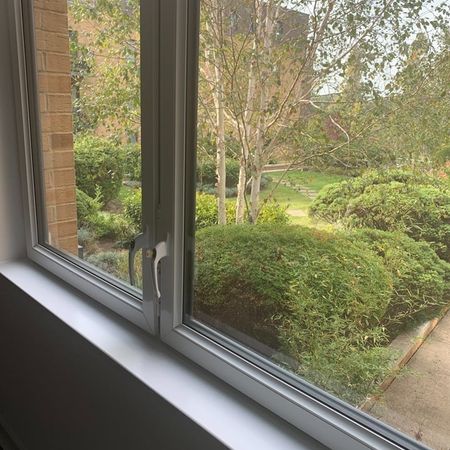 1 Bed Flat, Campbell Court, SE9 - Photo 4