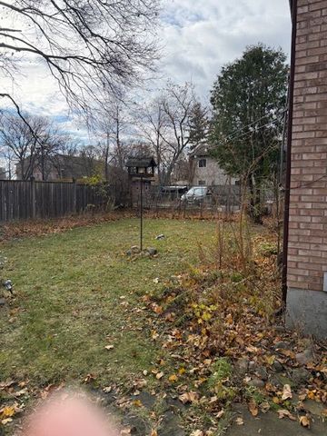 For Lease - 9 Ontario Street, Mississauga, Ontario - Photo 3