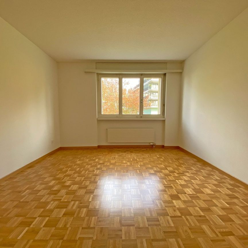 Grosszügige 4-Zimmer-Wohnung in Zürich-Witikon - Photo 1