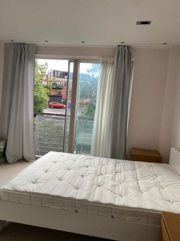 1 Bed Flat, Cityview, SE7 - Photo 3