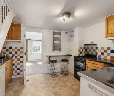 2 bedroom terraced house to rent - Photo 4